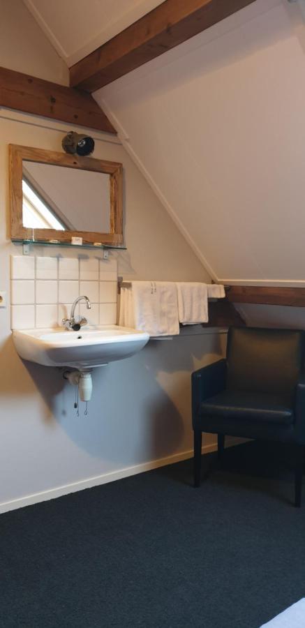Bed And Breakfast "De Smousenhoek" Ouddorp Exterior photo