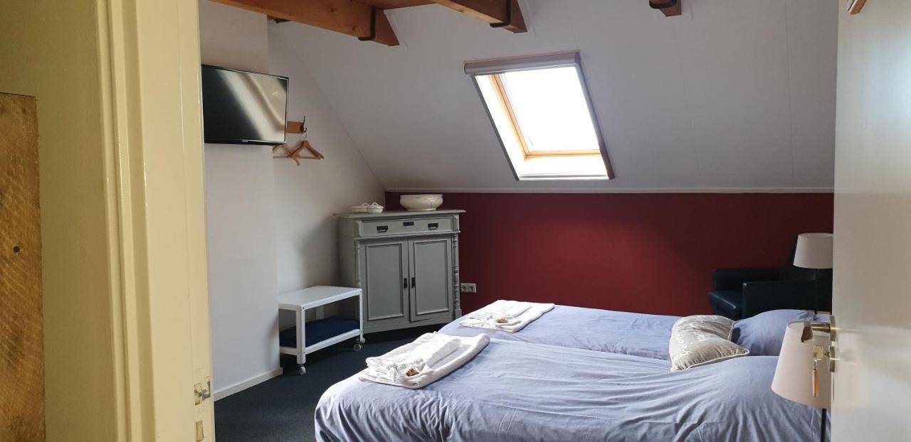 Bed And Breakfast "De Smousenhoek" Ouddorp Exterior photo