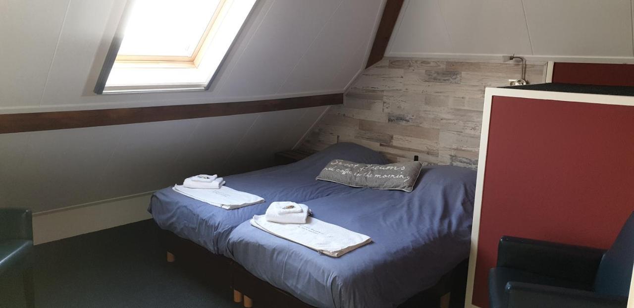 Bed And Breakfast "De Smousenhoek" Ouddorp Exterior photo